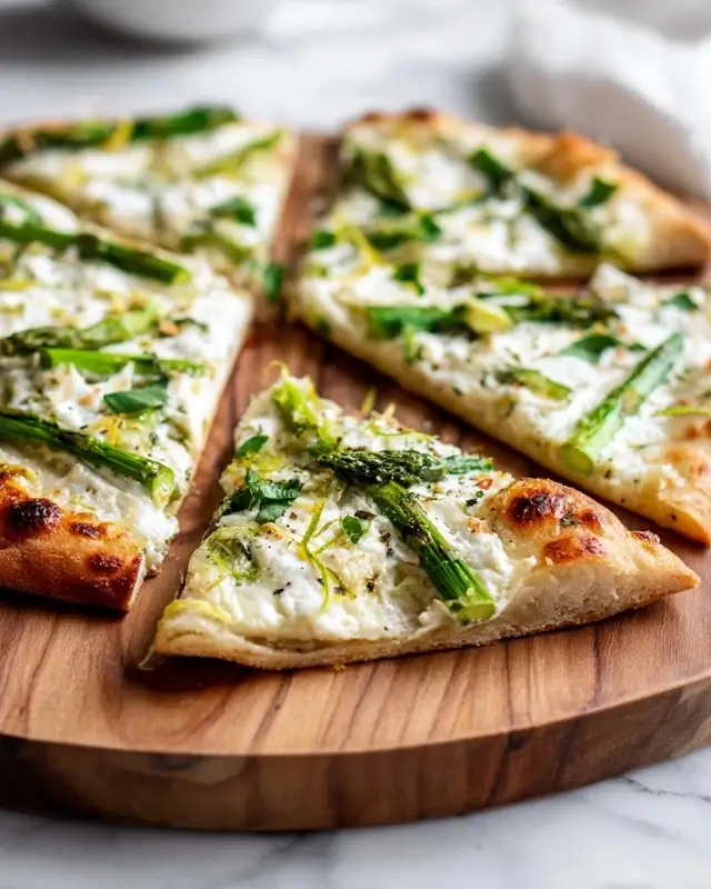 asparagus flatbread with creamy topping and crispy base